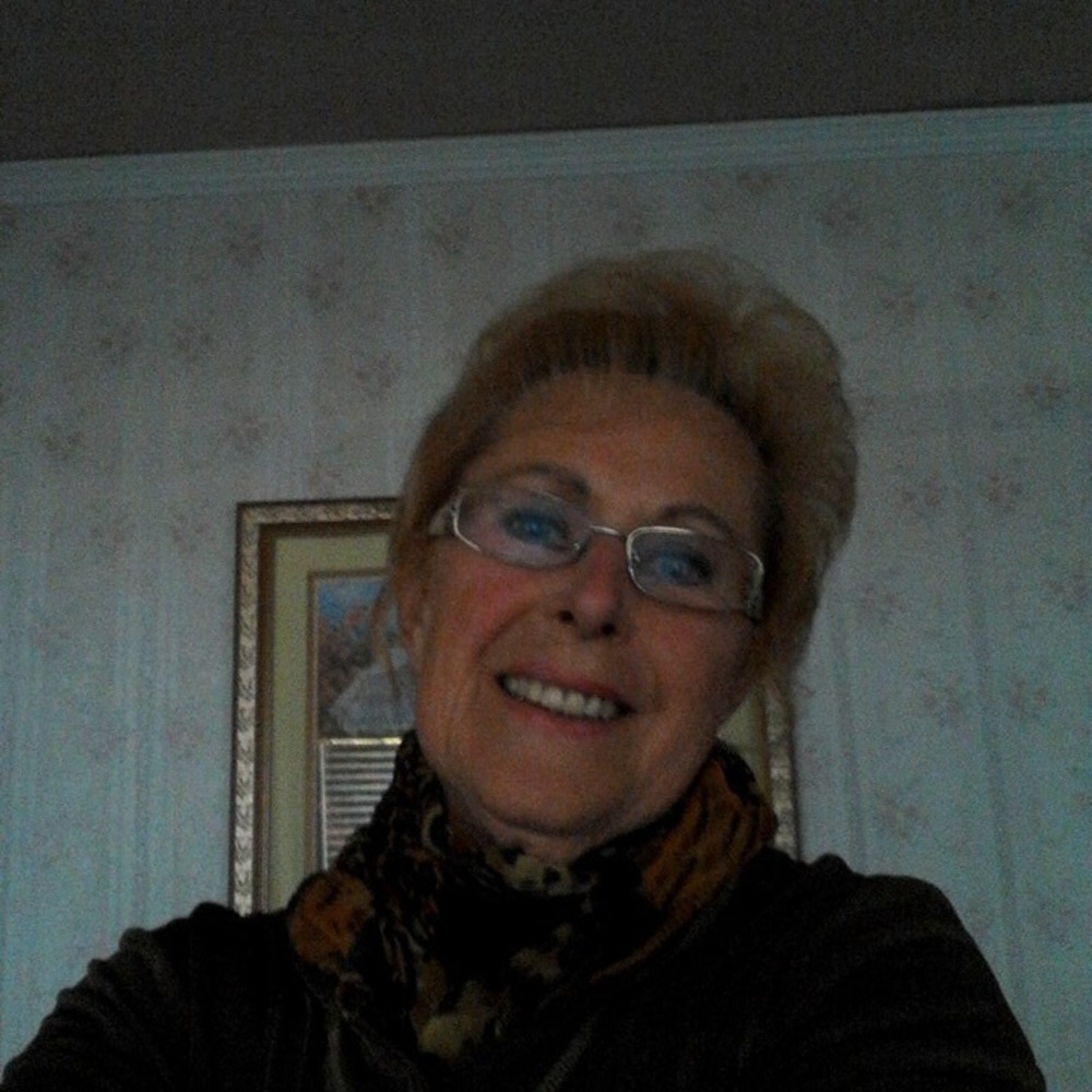 Meet your Posher, Deanna